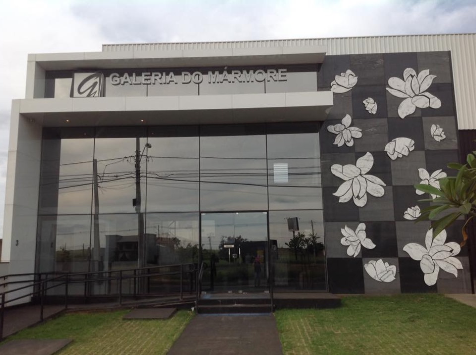 Galeria Comercial em São José do Rio Preto por Arquitetos